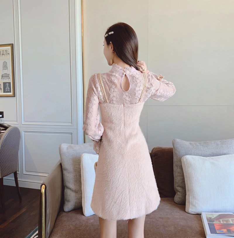 

Spring Autumn Women Lace Blouse and Pearl Decor Skirt Two piece Sets Faux Fur Dress Suit Fashion Lace Mesh Bottoming Shirt Top
