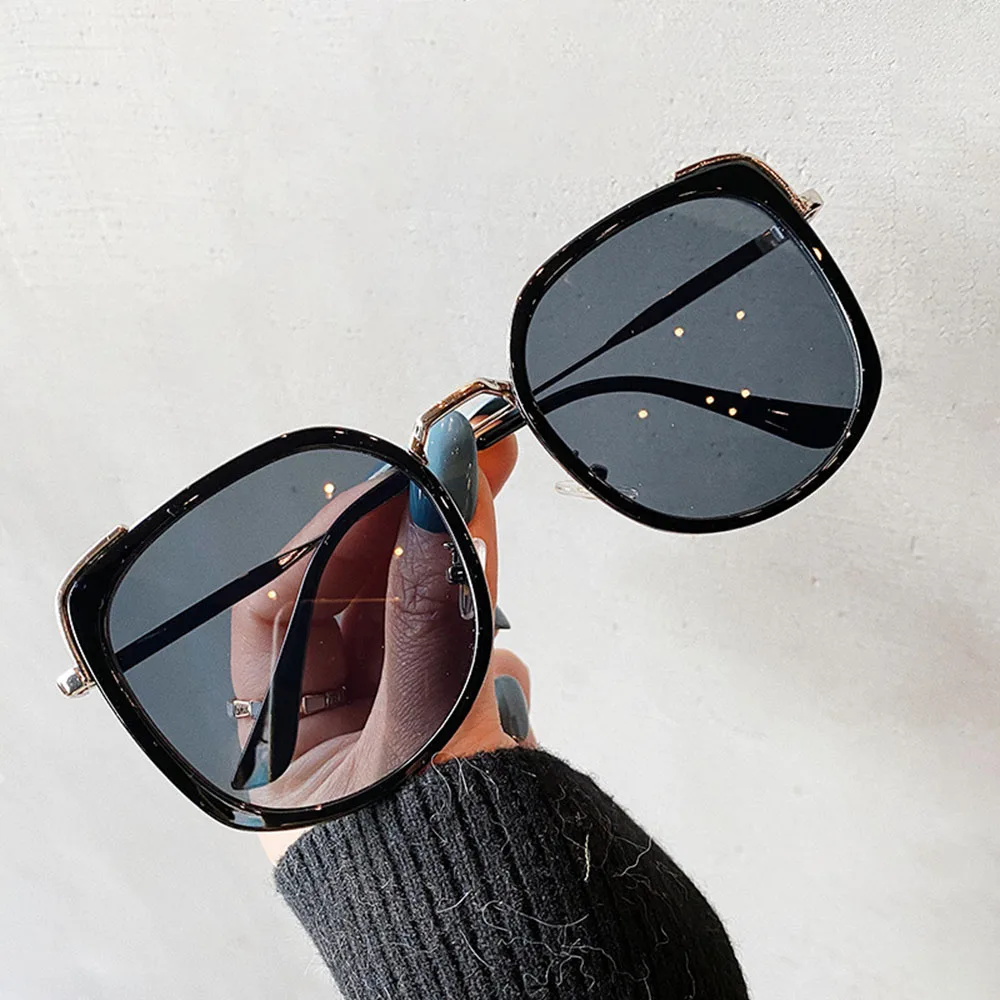 

1 Pcs 2021 New Cat Eye Sunglasses Women Men Oversized Square Sun Glasses Vintage Metal Eyewear Female Male Outdoor Glasses Uv400