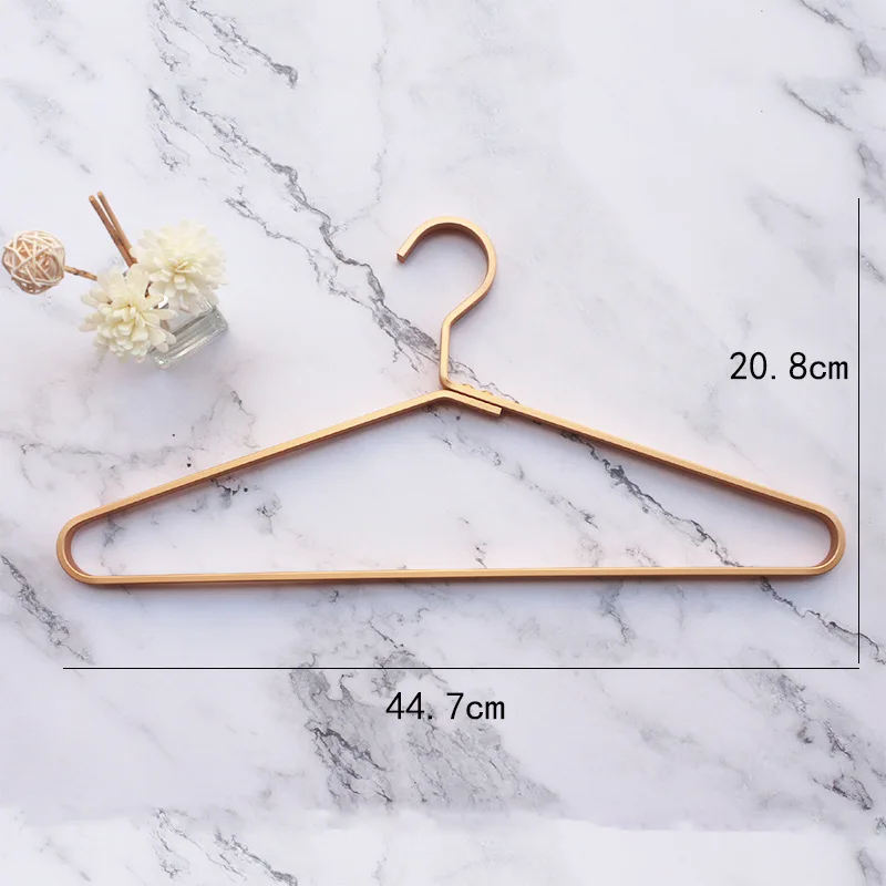 Северный Европейский Ins алюминиевый сплав стойка Золотая большая плоская линия