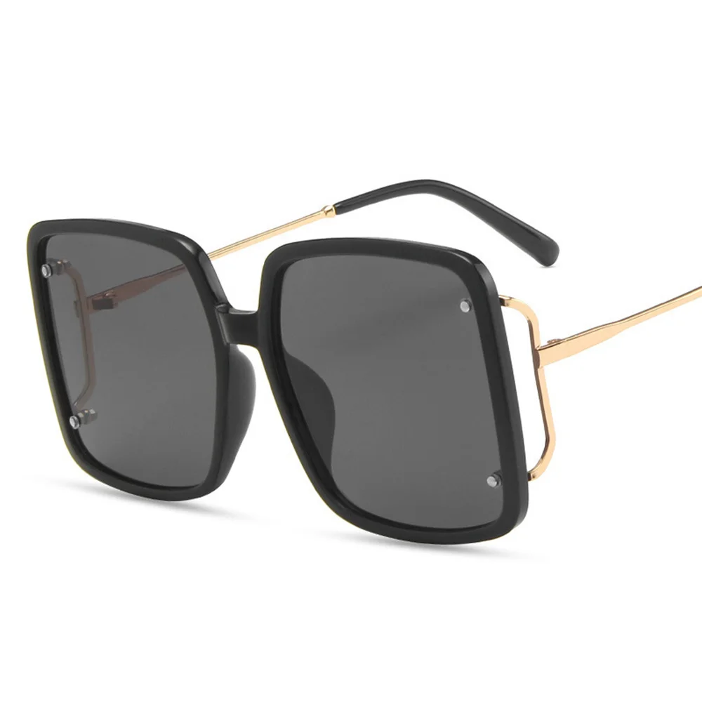 

Oversized Sunglasses Women Brand Designer Metal Frame Square Eyewear 2021 New Female Shades Sun Glasses Rivet Superstar oculos