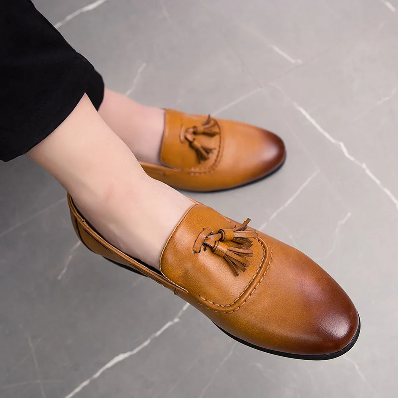 

Casual leather shoes men's all-match British small leather shoes new Korean men's shoes peas shoes men's wedding shoes 2021
