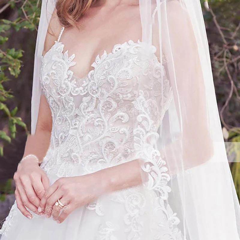 

White Wedding Dress Illusion Strapless Lace Embroidery Backless Ball Gown Court Train Tulle Elegant Women Bride Dresses TS156