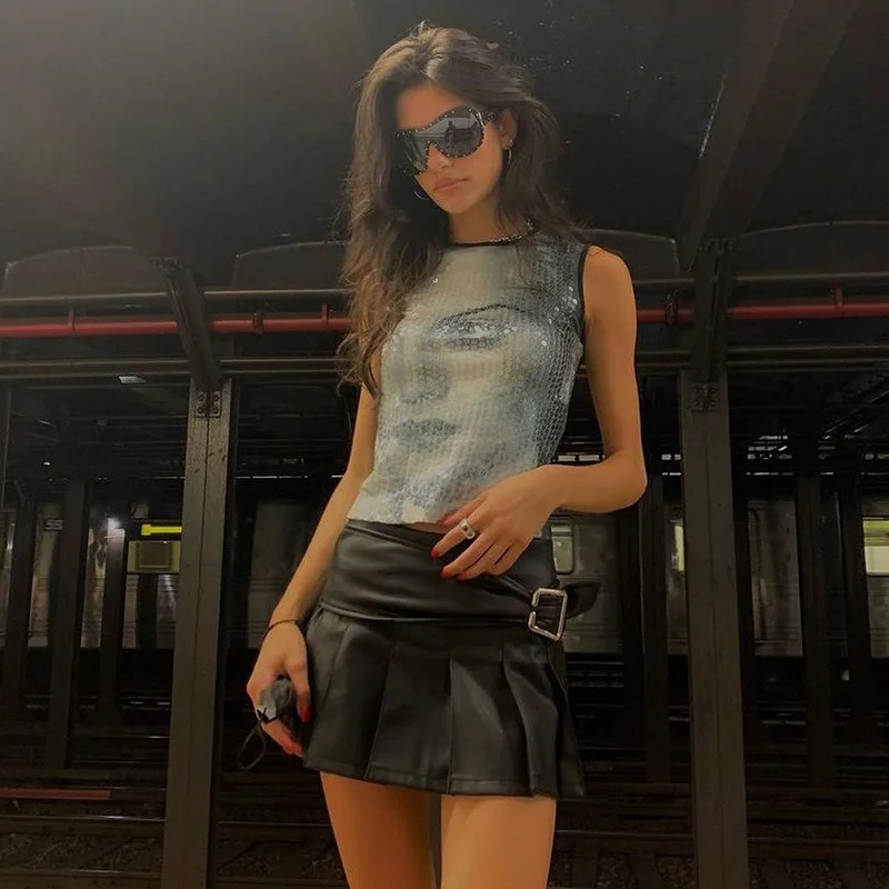 

Grunge Punk Aesthetics PU Leather High Waist Mini Skirts Y2K Retro Streetwear Buckle Trim Pleated Skirts E-girl Outfits
