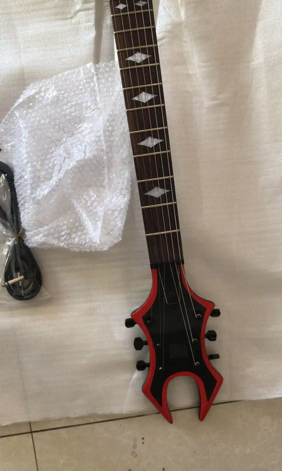 Оптовая продажа гитар Новое поступление на заказ FV электрическая гитара в черном