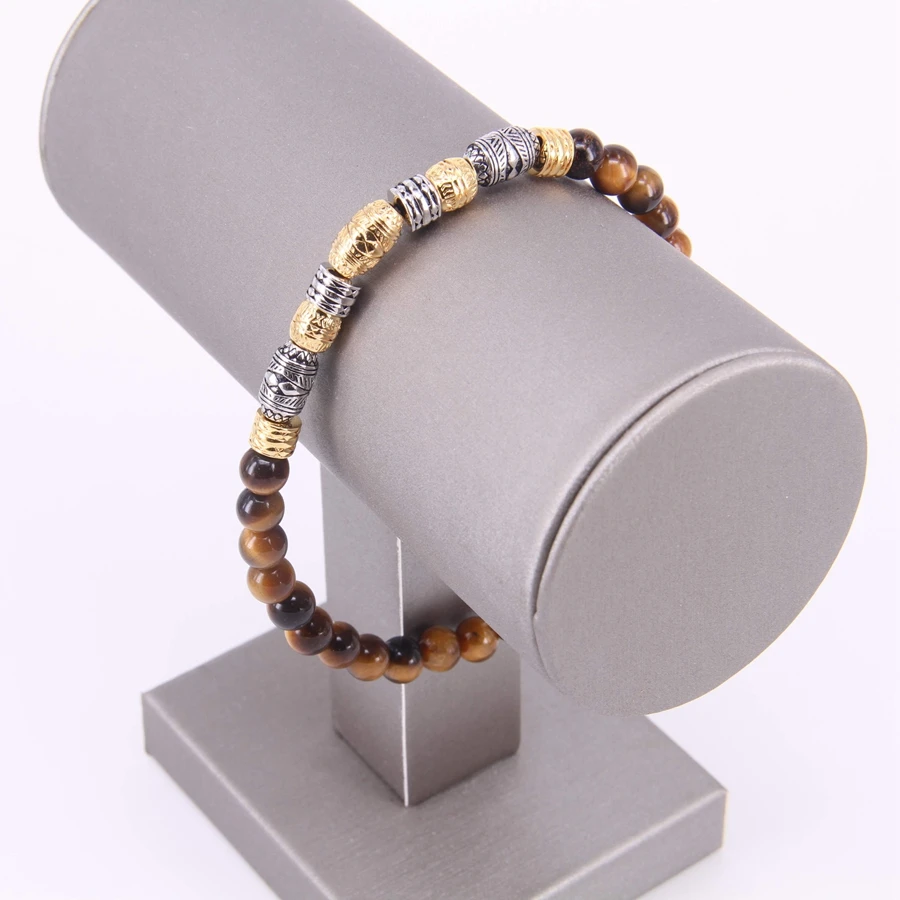 Эластичный браслет Thomas с золотыми бусинами и в виде глаз тигра подвесками на