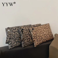 new 2021 zipper leopard womens hand bags envelope clutch bag ladies leisure armpit bag trend for womens outdoor street style