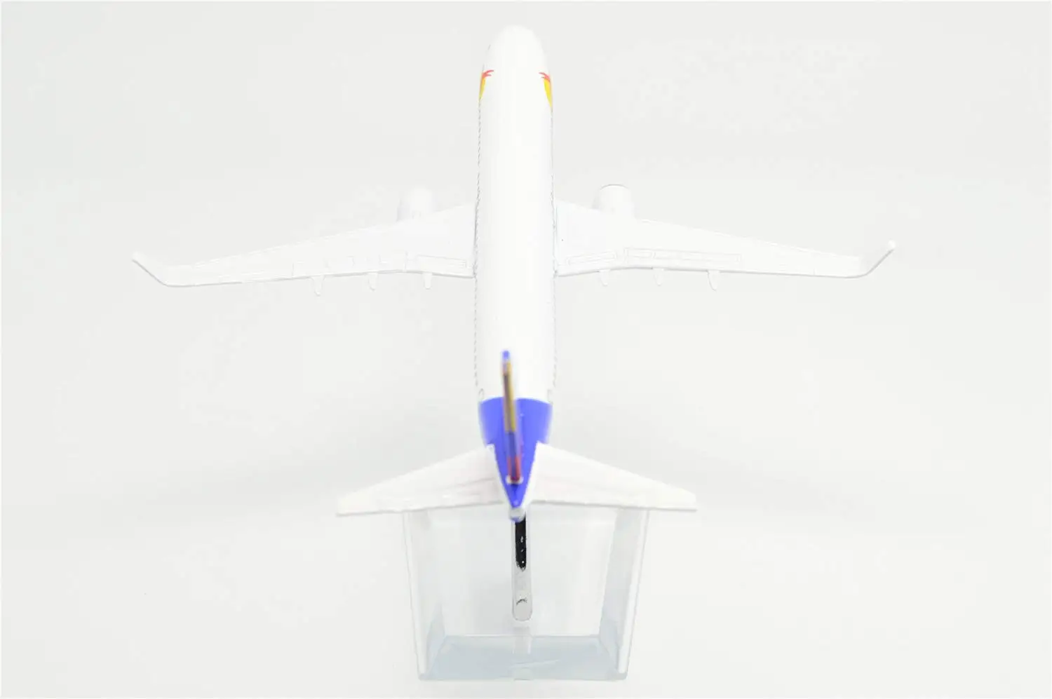 Династия Тан (TM )1:400 16 см Боинг B737 | Игрушки и хобби