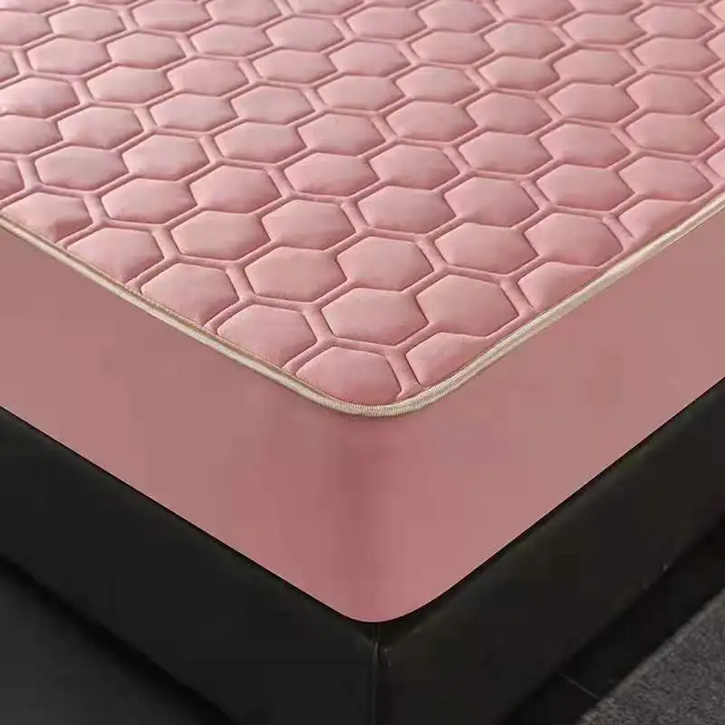 

High Grade Luxury Super Soft Latex Quilting Mattress Cover King Queen Thicken Velvet Quilted Bed Cover Not Including Pillowcase