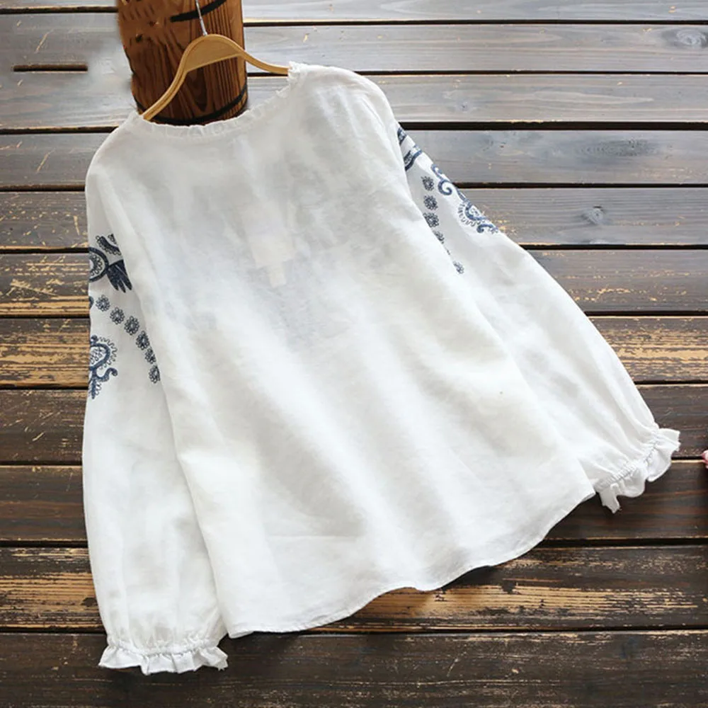 

T-Shirt Simple Two-color Embroidery Casual Long-sleeved Ladies Fashion Fashionable Loose-fitting T-shirt 2021 New Style