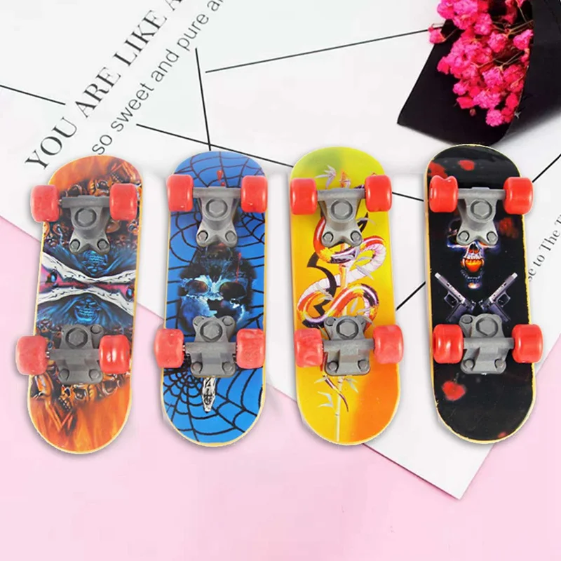 Четырехколесный фингерборд 1 шт. Детский пазл Спортивная игрушка для