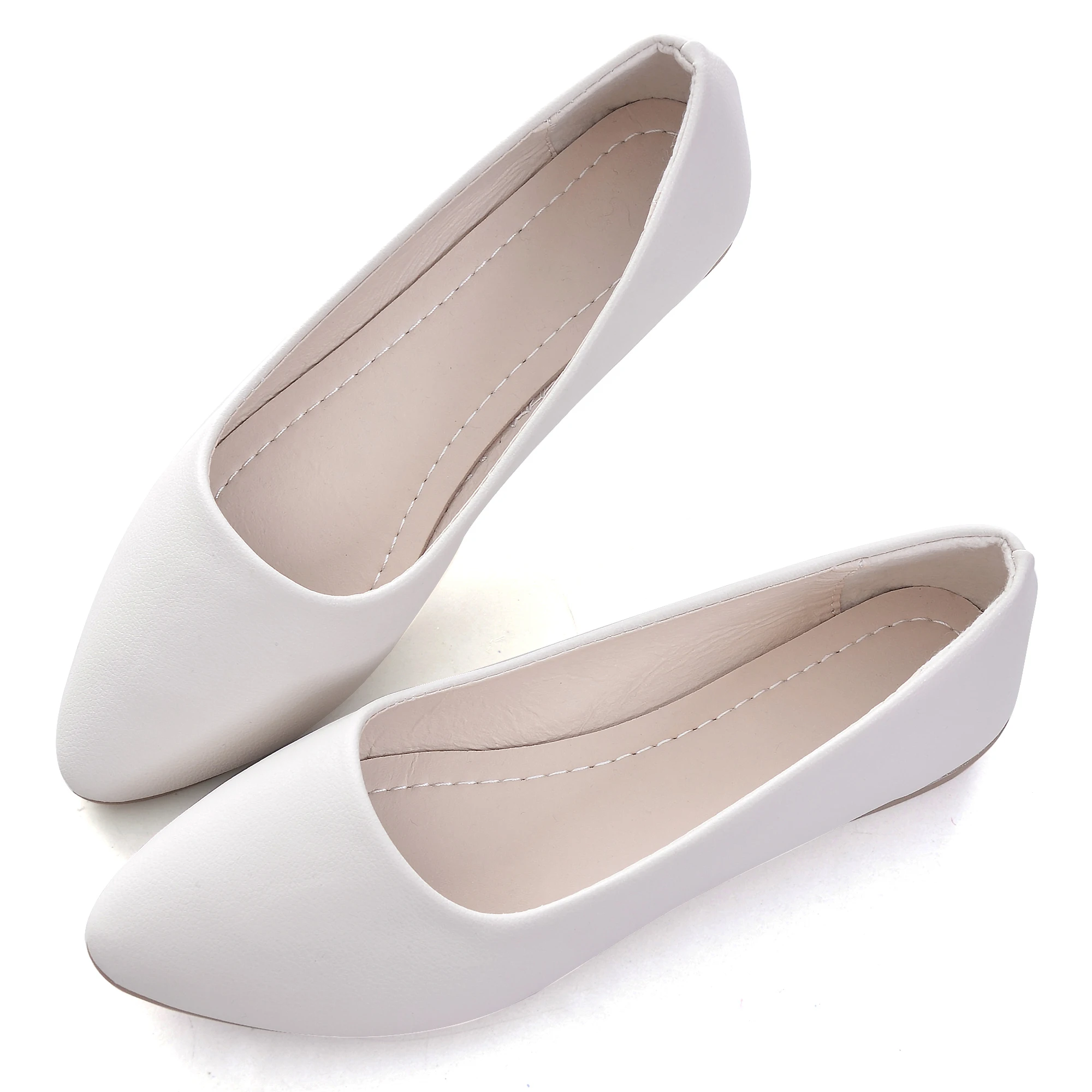 Женские туфли на танкетке Цвет Черный Белые плоской подошве для работы