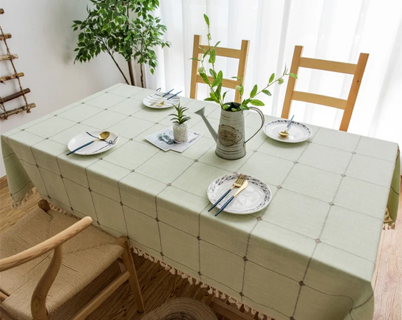 Однотонная декоративная льняная скатерть с кисточками водостойкая маслостойкая