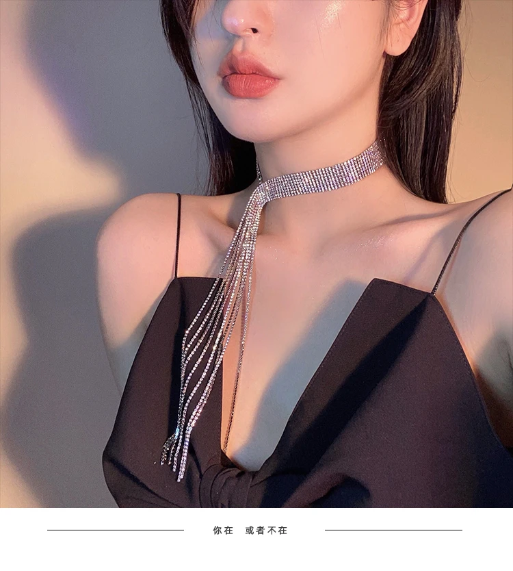 

European and American Style Ins Exaggerated Necklace 2021new Women's Niche Design Light Luxury Clavicle Chain Decoration