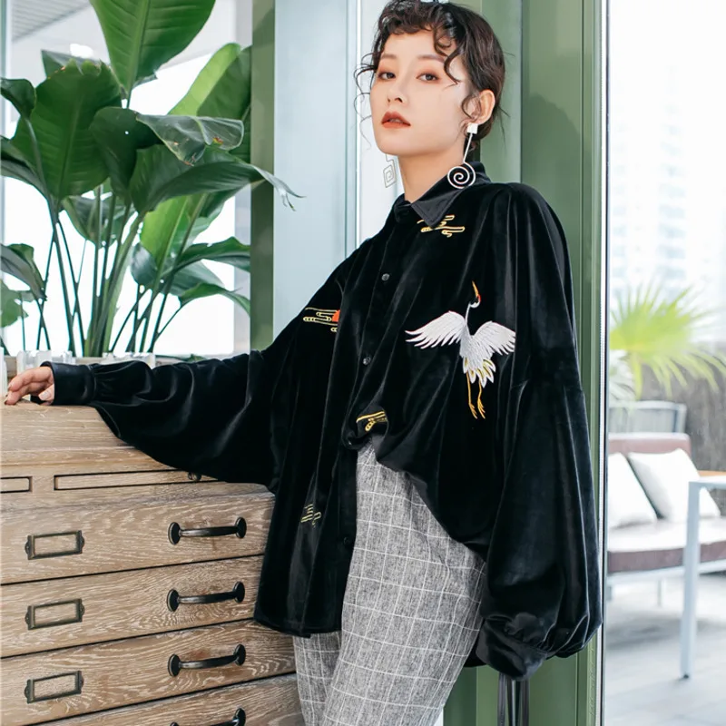 Рубашка LANMREM Женская с длинным рукавом и отложным воротником однотонная вышивкой