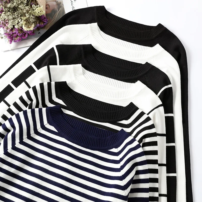 

UVRCOS Women Knitted Sweaters Striped Pullovers Long Sleeves Basic Sweaters Loose Warm Tricot Autumn Winter Korean Knit Tops