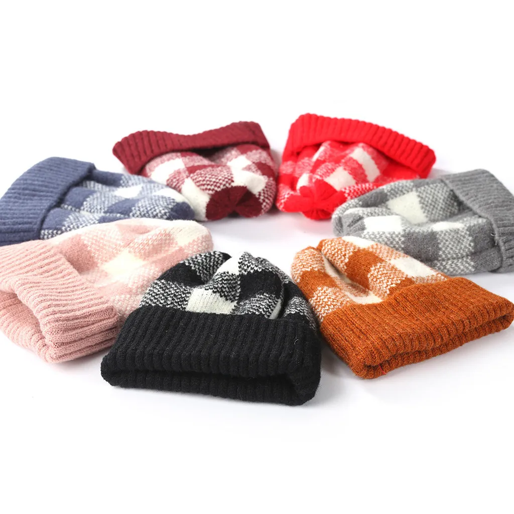 Рождество Кепки Для женщин детская зимняя шапка с плюшевой подкладкой в крупную