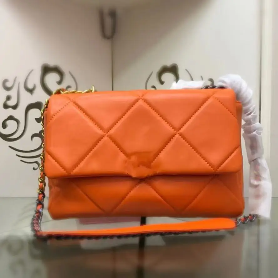 

Классическая Женская роскошная дизайнерская Высококачественная Портативная сумка из мягкой овечьей шкуры оригинального качества на одно ...