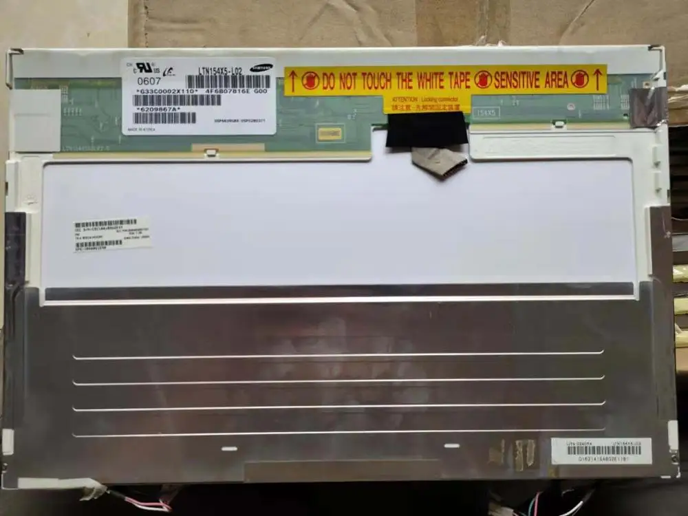 

ЖК-экран LTN154X5-L02