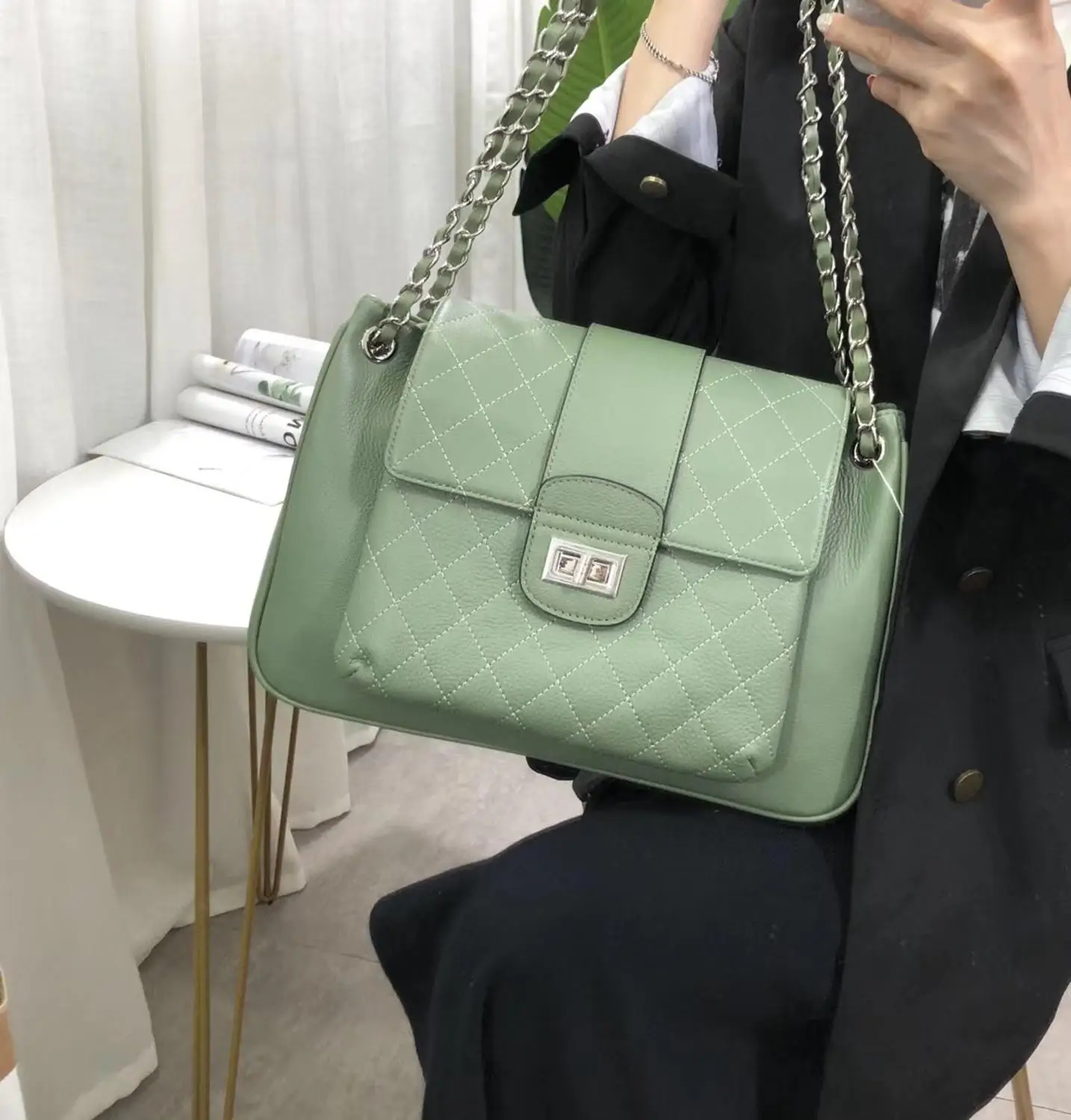 

free shipping 2020 the new style fashion and caural genuine cow leather women handbag one shoulder bag crossbody bag 34cm 6color