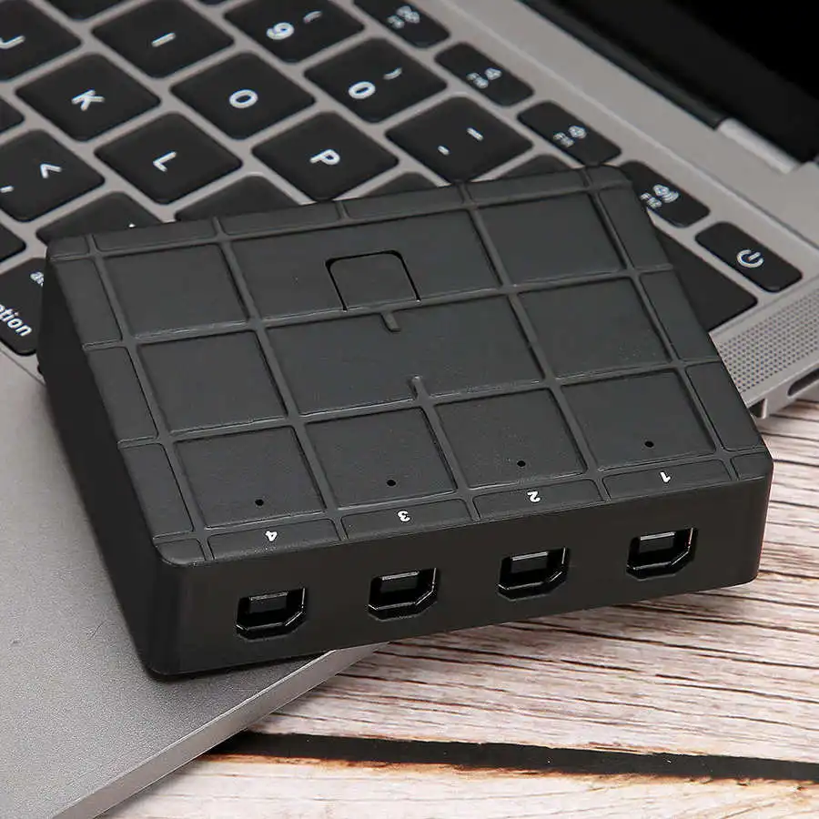 USB-переключатель черное ручное устройство для совместного использования