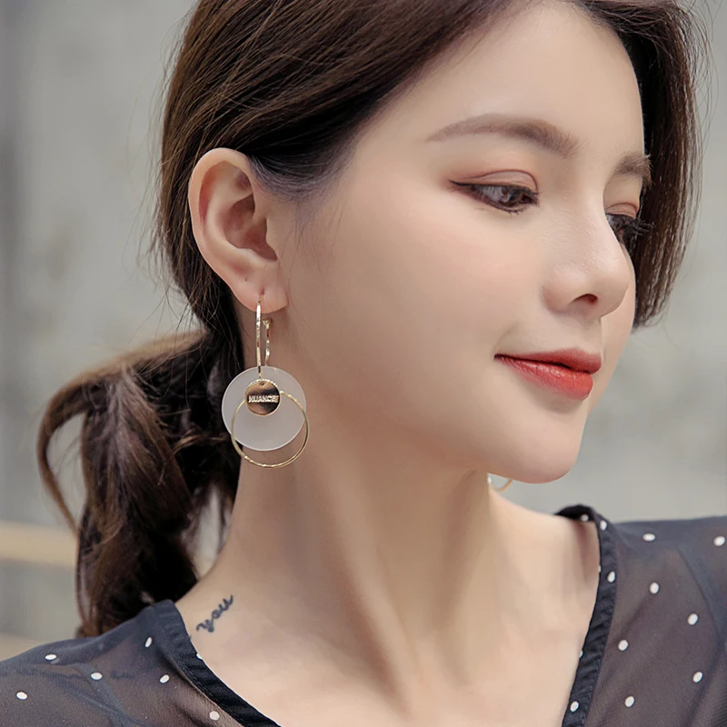 Круглые серьги холодсветильник темпераментные длинные Индивидуальные дикие