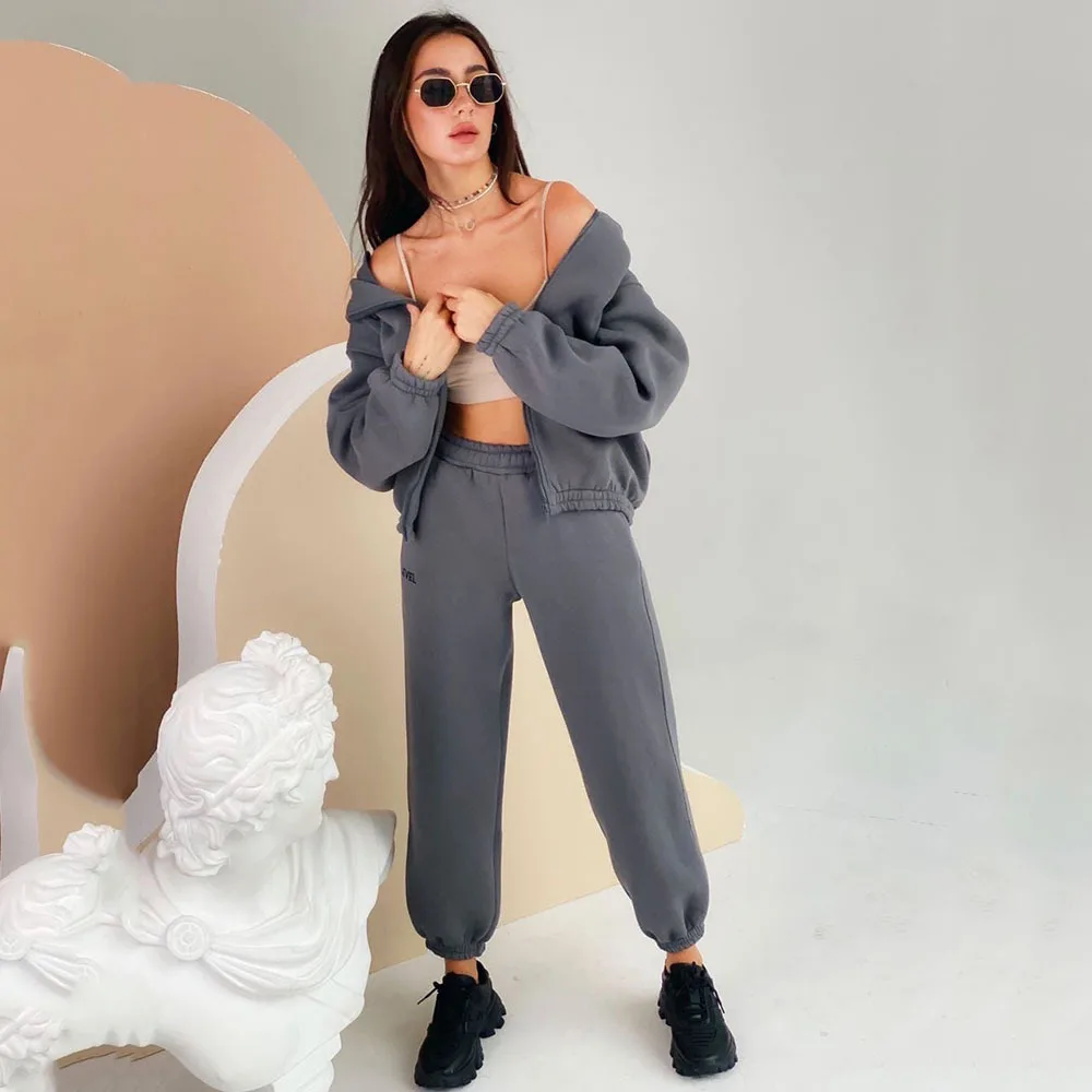 

2020 Autumn Two Piece Set Women Long Sleeve Hooded Zipper Pocket Sporty Jackets+Leggings Matching Sets Workout Outfits
