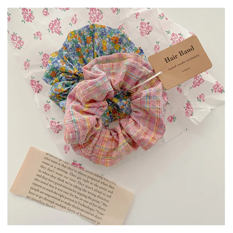 Резинка для волос Женская в клетку винтажная эластичная заколка с цветочным