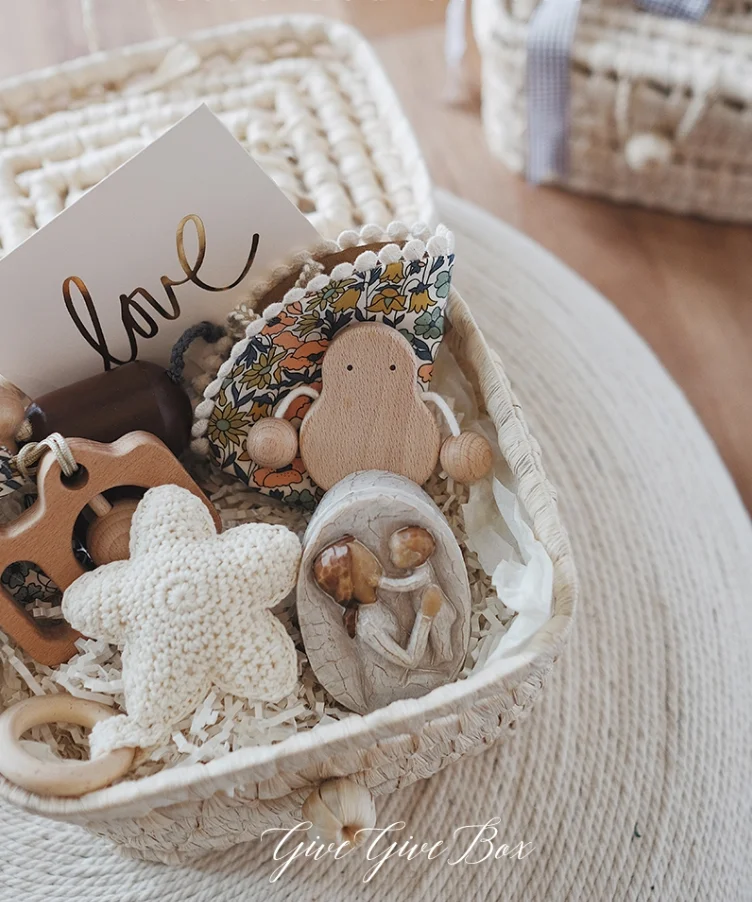 Подарок на день рождения новорожденному полный месяц 100 дней Красивая Белая