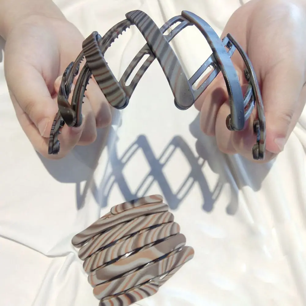 

New Striped Telescopic Headband With Folded Out Of The Strap Strap Binding Card Female Invisible Cave Belt Tooth Head