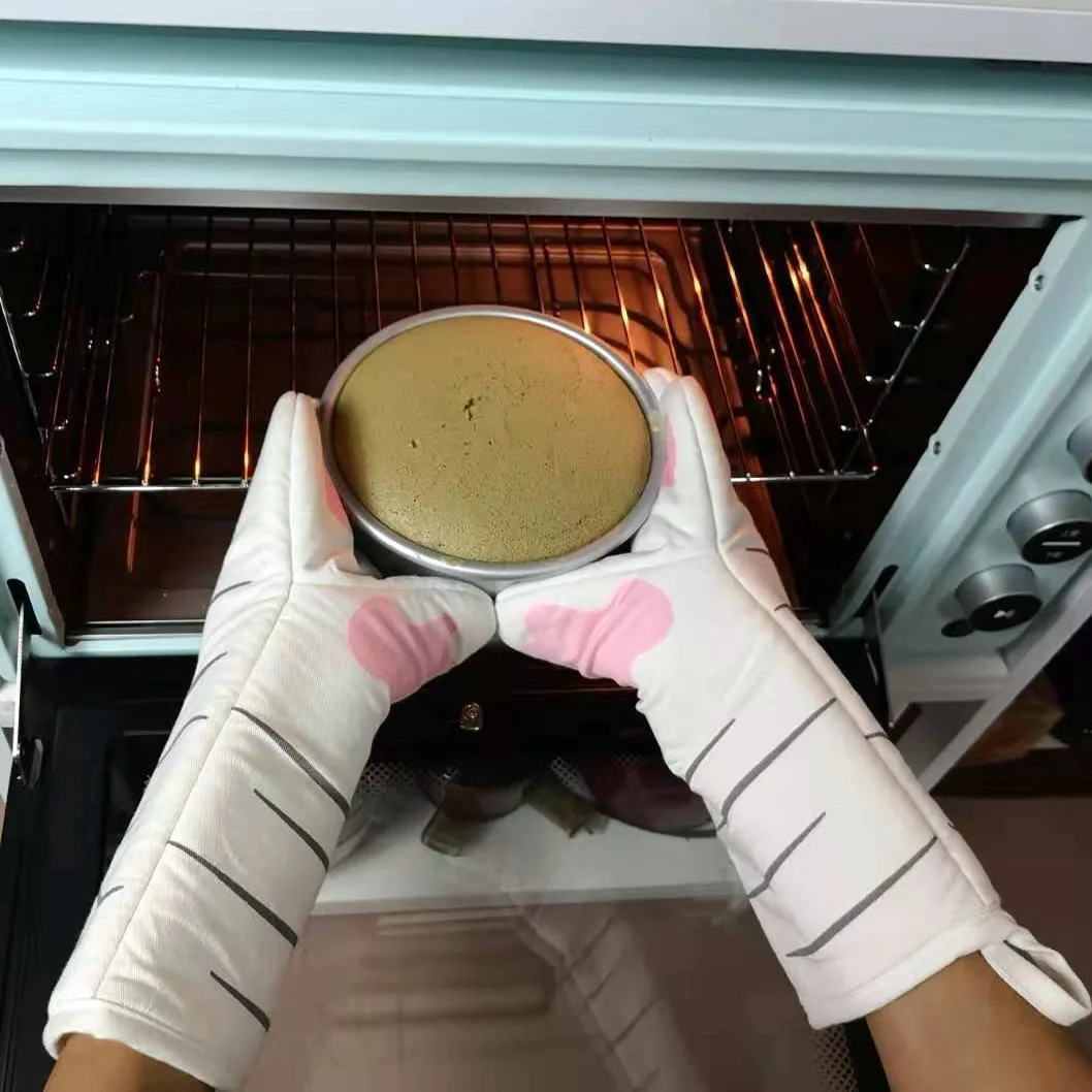 

1Pc Thicked 3D Cat Printed Pure Cotton Oven Gloves Baking Insulation Gloves Microwave Heat Resistant Anti-scalding Gloves