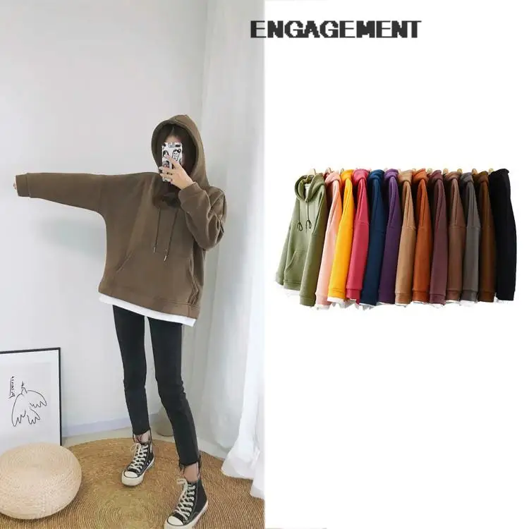 

Hoodies & Sweatshirts
