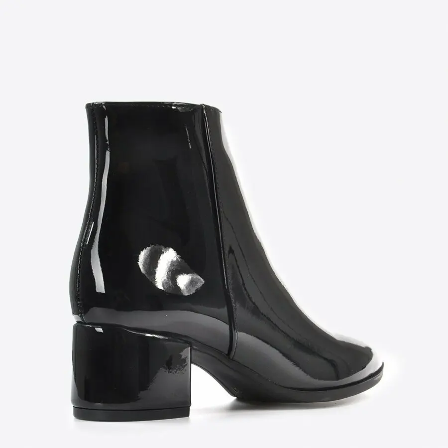 

Women Boots Mink Shoes Women Black Patent Leather Boots Vzn20-003K