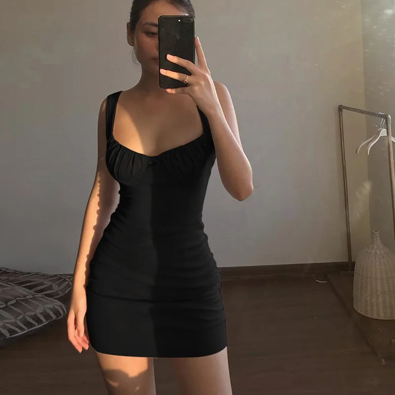 

New Summer dress 2021 new European and American sexy pleat wrap buttock skirt tank top skirt pure color halter belt dress woman
