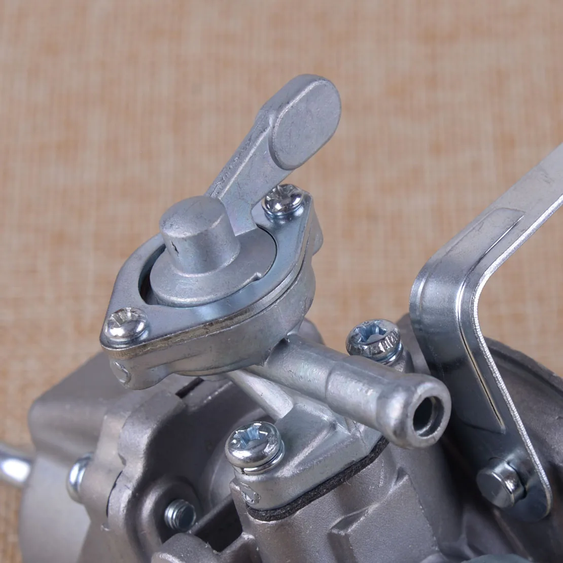 Новинка серебристый карбюратор LETAOSK КАРБЮРАТОР подходит для Subaru Robin NB411 двигатель