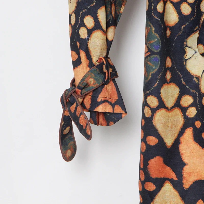 

TWOTWINSTYLE Print Hit Color Dresses For Female V Neck Long Sleeve High Waist Slimming Ruched Lace Up Bowknot Vintage Dress 2021