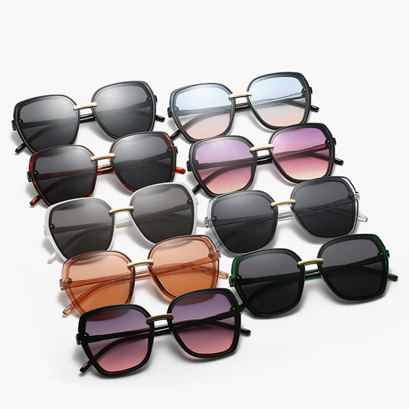 

Oversized Sun Glasses Women 2020 Black Fashion Cat Eye Sunglasses Big Square Shades for Women Vintage Gafas De Sol Mujer UV400