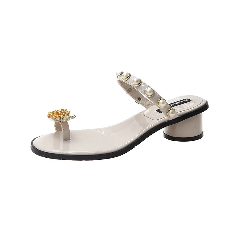 

Pineapple Pearl Slippers 3.5cm Mid Heel Female Summer Outer Wear Flip Flop Fashion Anti-Slip Black White Sandals