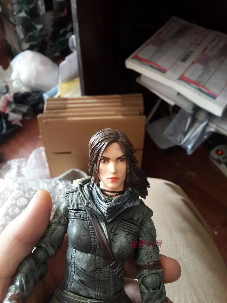 

Action Figure Toys Lara Boy toy Anime Figure Laura Collectable