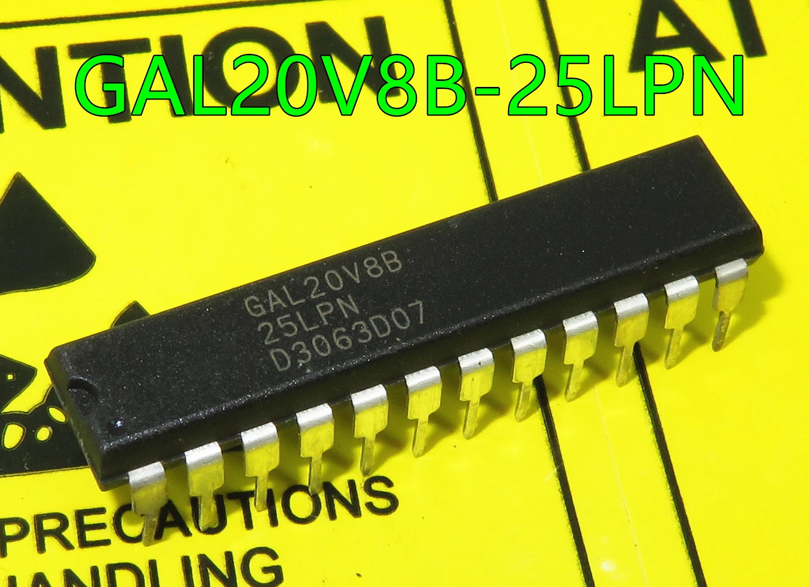 

Бесплатная доставка 10 шт./лот GAL20V8B-25LPN GAL20V8B DIP-24 новые и оригинальные