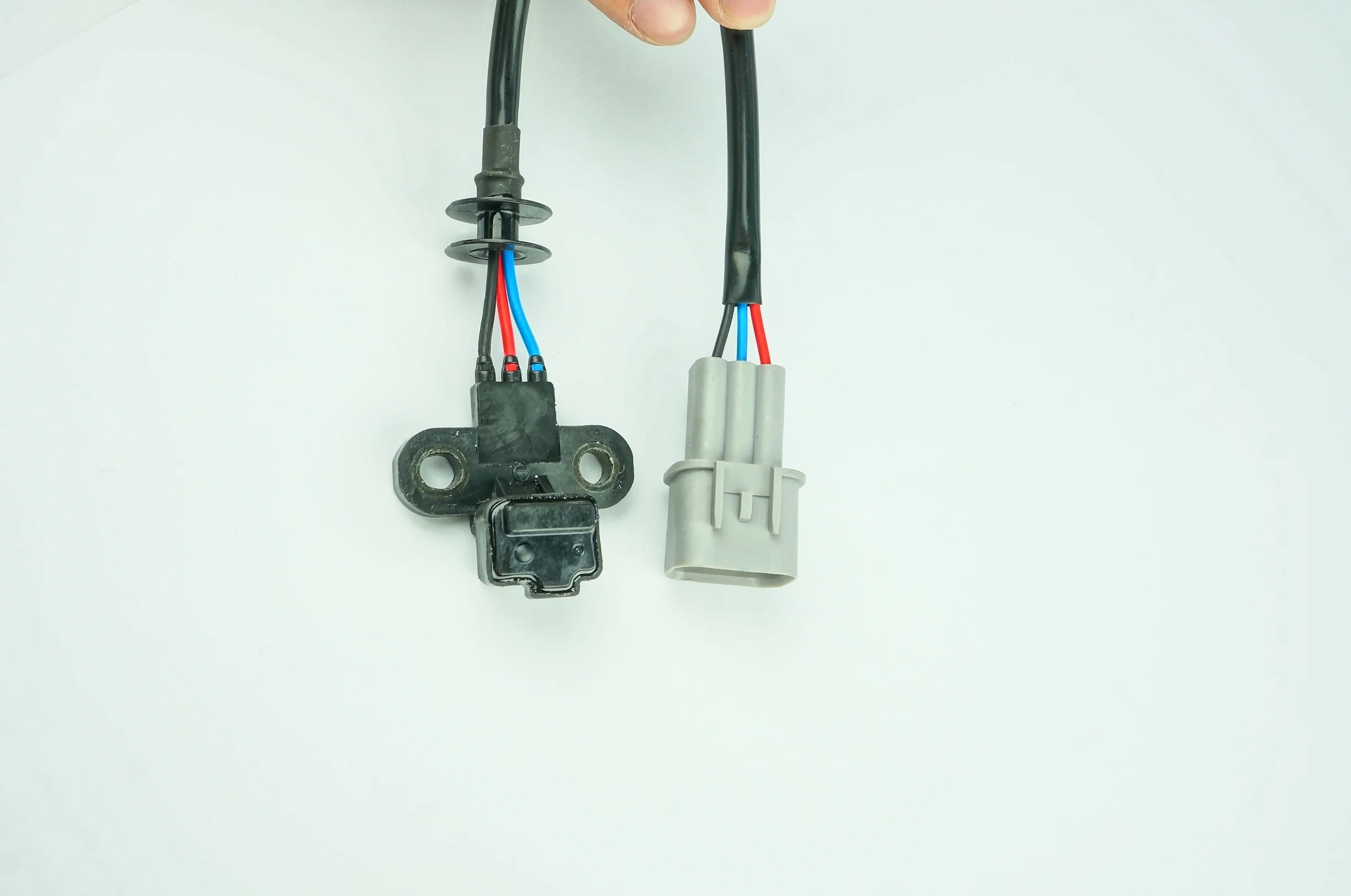 Датчик положения распределительного вала OEM MD320622/j00t25082a/PC96/PC90/J5T25082A/5S1356/SU4222 для