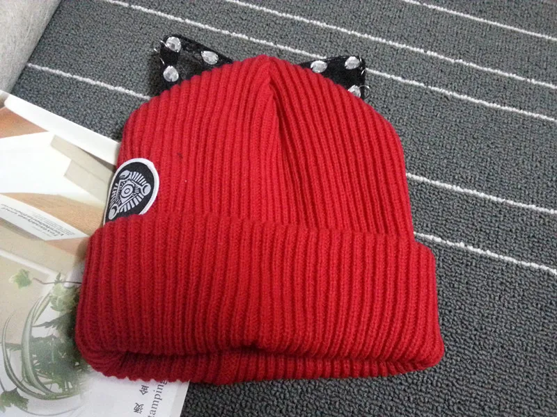 Милая шапочка вязаная зимняя шапка для женщин шляпа шерсть Стразы Devil Рога с