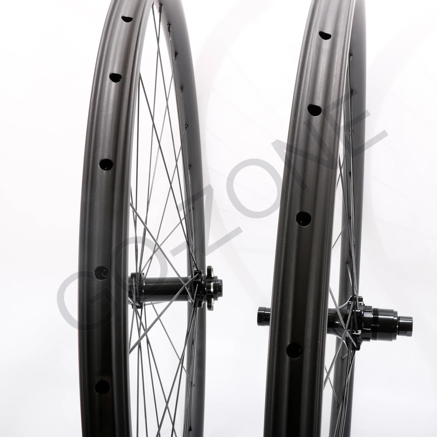 Карбоновые сверхлегкие бескамерные колеса 27.5er MTB GO-ZONE PRO4 Sapim через