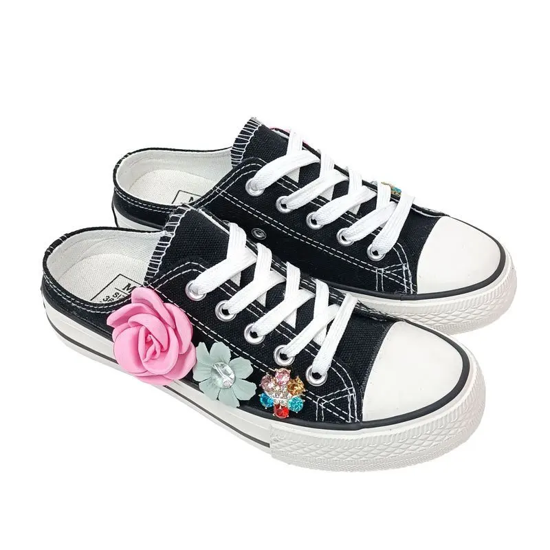 

Women's Fashion Casual Classic Canvas Round Toe Flat Heel Rivet Eyelet Flower Decoration Comfortable All-match Sneakers 7KG102