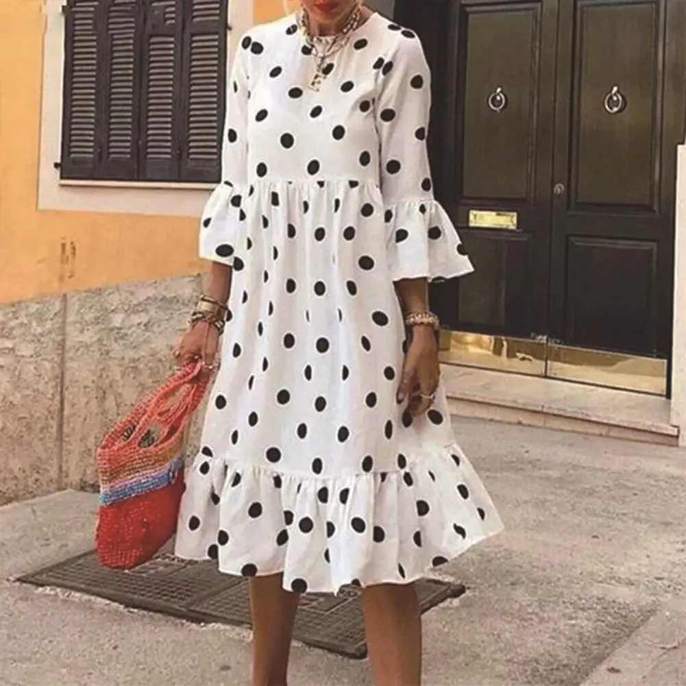 Винтажное женское платье миди с круглым вырезом высокой талией и рукавом 3/4 в