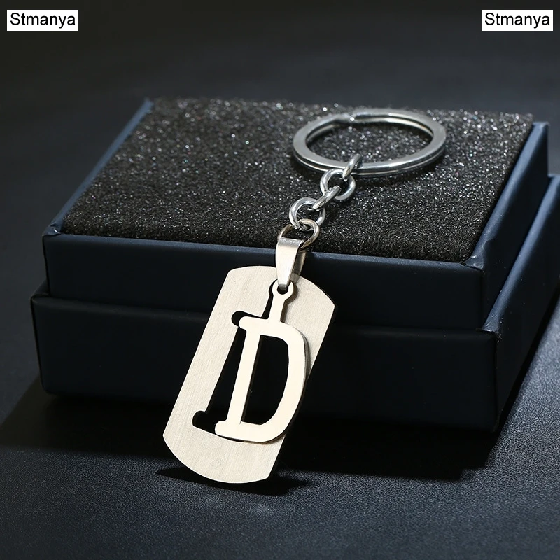 D DIY из нержавеющей стали A-Z буквы брелок талисман 26 букв брелок мужской женский брелок пара подарок ювелирные изделия автомобильный брелок - Цвет: D