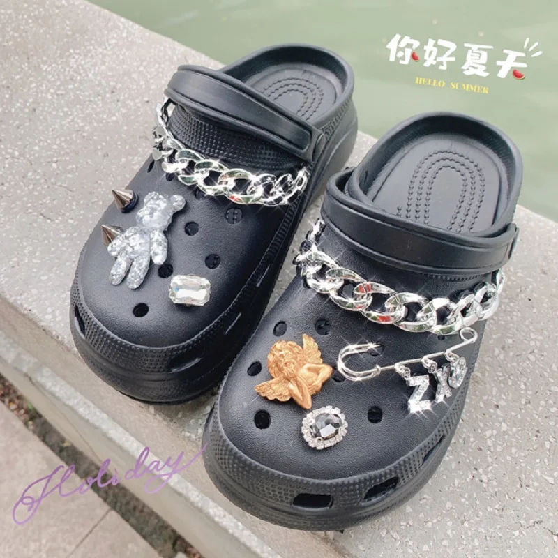 

Vintage Fashion Croc Charms Designer DIY Luxury Elegant Shoe Charms for Crocs New Brand Clogs Shoe Chain Decoration High Quality