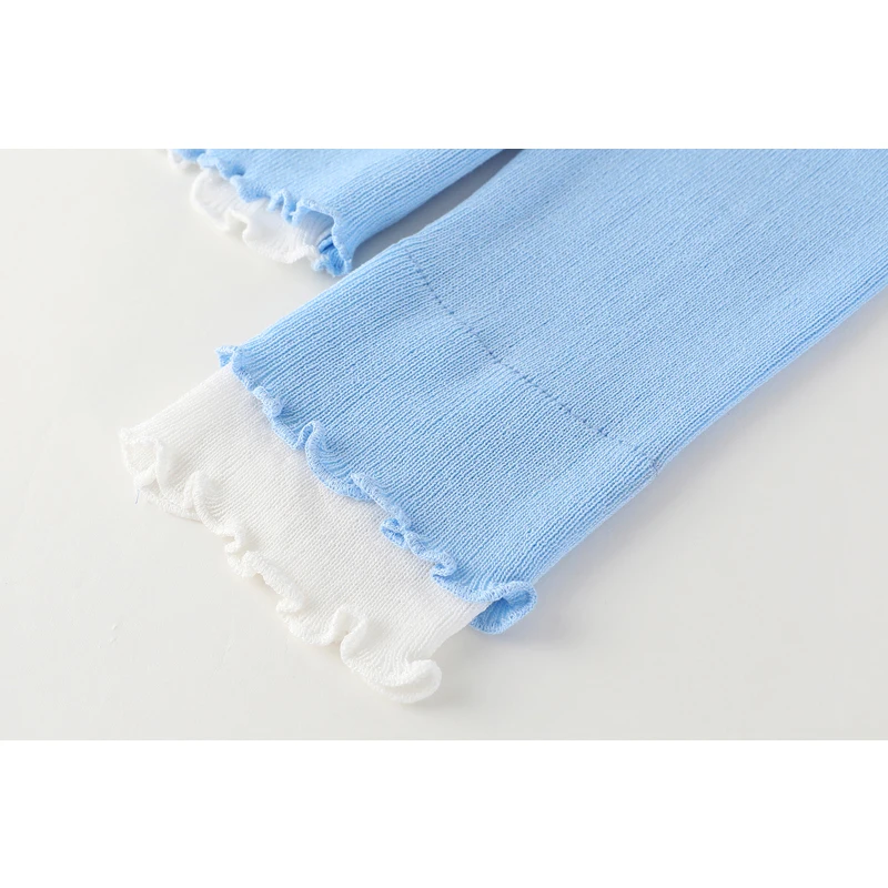 Женский трикотажный кардиган с V-образным вырезом и длинным рукавом |