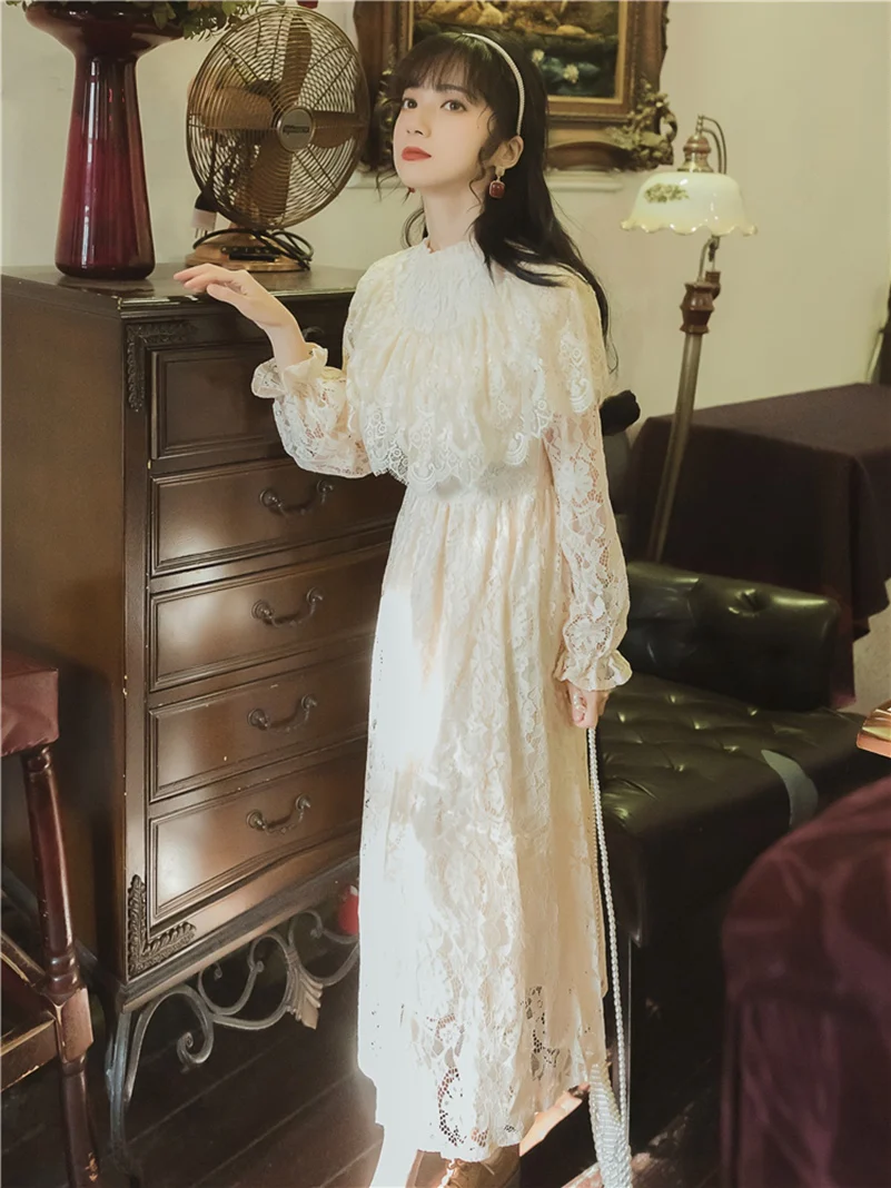 Женское кружевное платье с воротником стойкой тонкое облегающее длинным рукавом