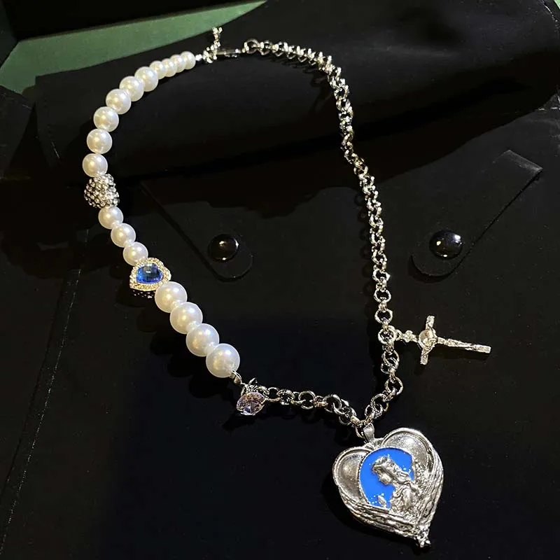 

women's neck chain love Saint mother pearl stitching cross niche design sweet and cool senior clavicle necklace