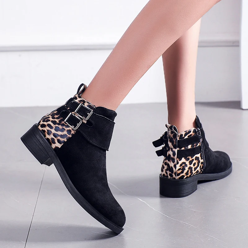 

Женские ботильоны на платформе, теплые ботинки на низком каблуке, с леопардовым принтом, с пряжкой, на молнии сбоку, большие размеры 35-43, для ...